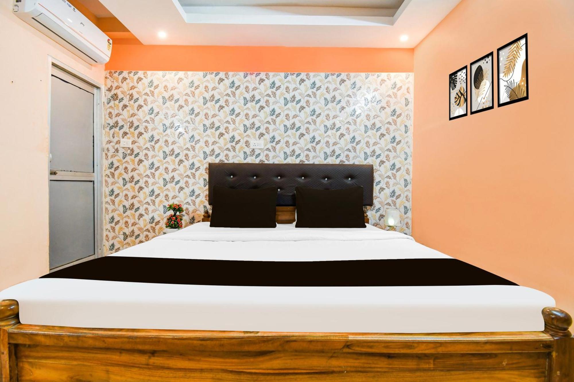 Super Hotel O Dakshin Dwar Formerly Radha Krishna Niwas プリ エクステリア 写真